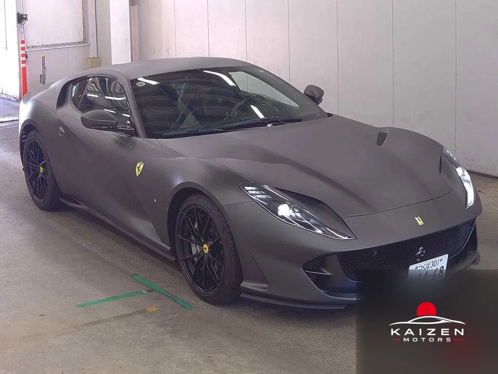 Ferrari 812 Superfast Base Grade 2020 — photo 1 sur 15