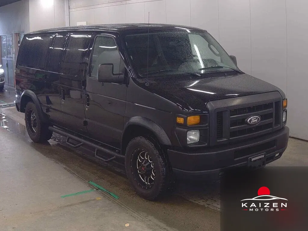 Ford E-150 2022 — photo 1 sur 15