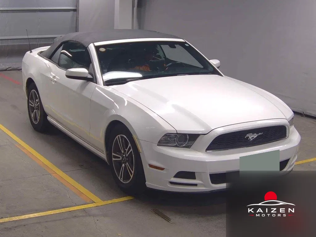 Ford Mustang V6 Convertible Premium 2013 — photo 1 sur 6