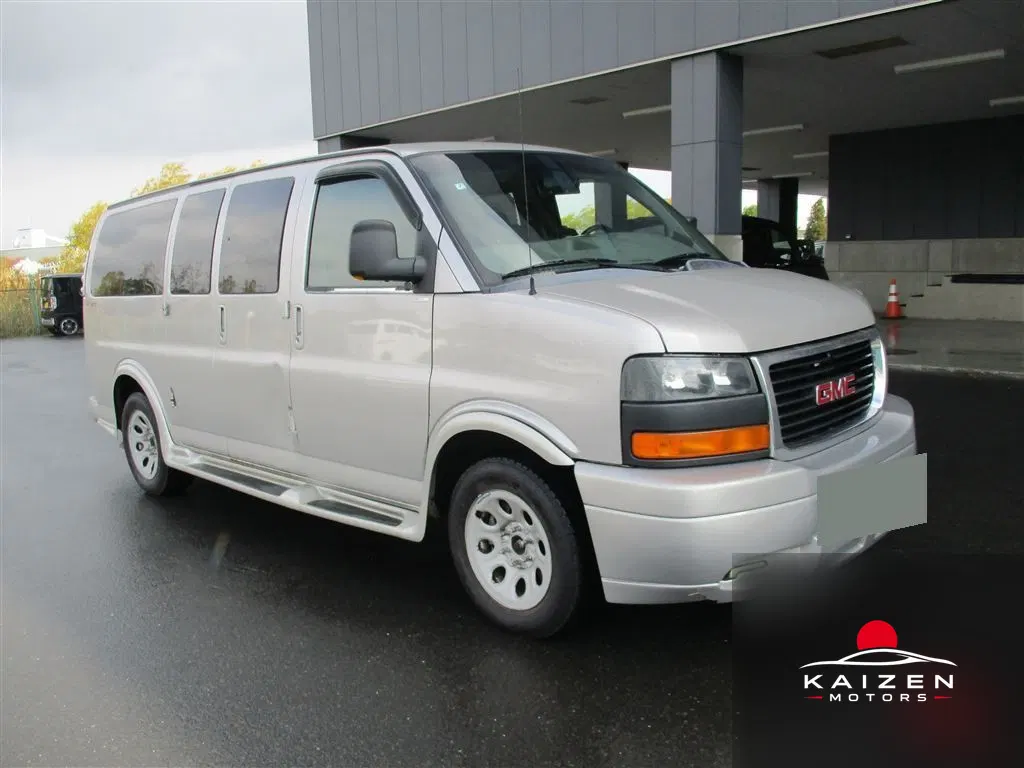 GMC Savana 2011 — photo 1 sur 6