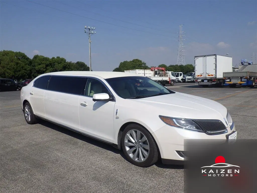 Lincoln MKS 2017 — photo 1 sur 6