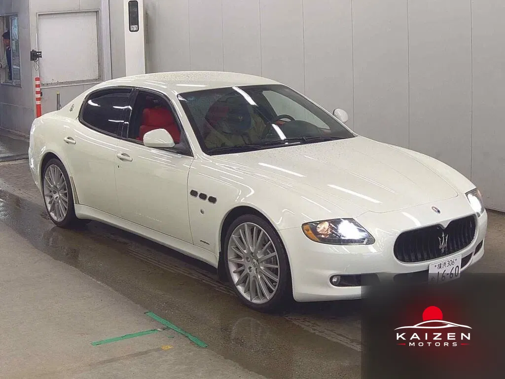 Maserati Quattroporte Sport GT S 2011 — photo 1 sur 6
