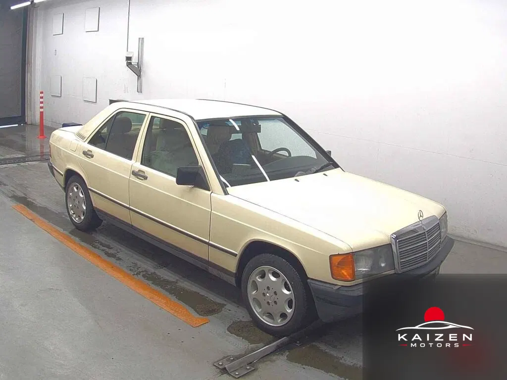 Mercedes-Benz 190 190E 1987 — photo 1 sur 6
