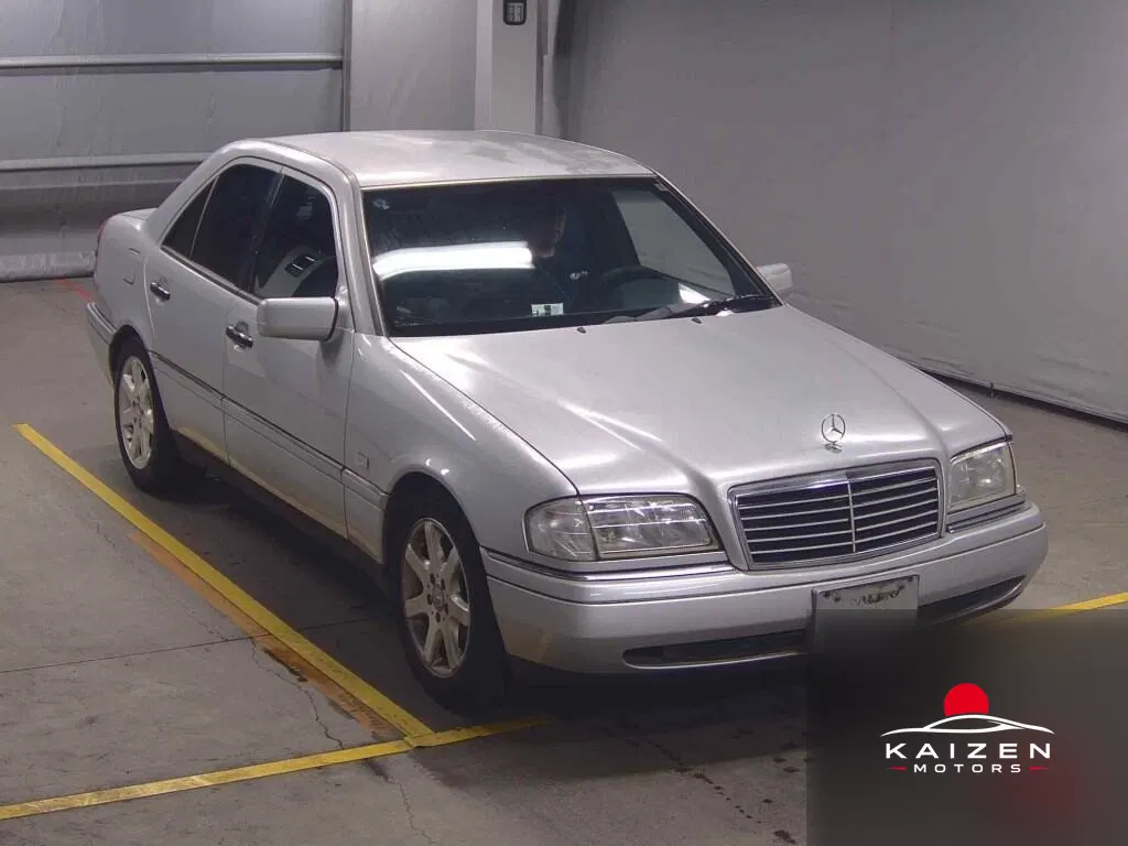 Mercedes-Benz Classe C 1997 — photo 1 sur 6