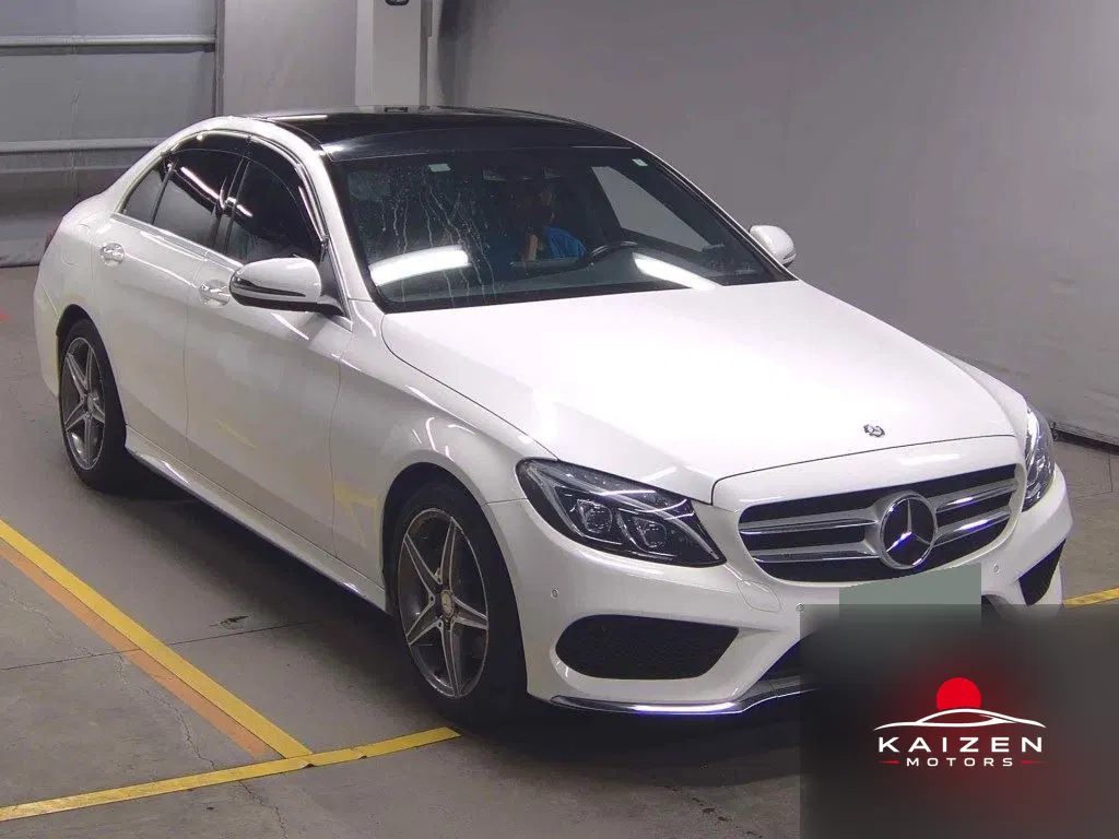 Mercedes-Benz Classe C C200 Sports Edition (leather Version) 2015 — photo 1 sur 6