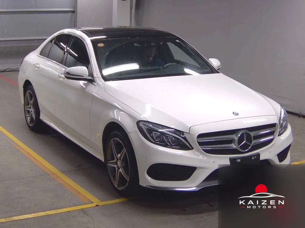 Mercedes-Benz Classe C C200 Sports Edition (leather Version) 2015 — photo 1 sur 6