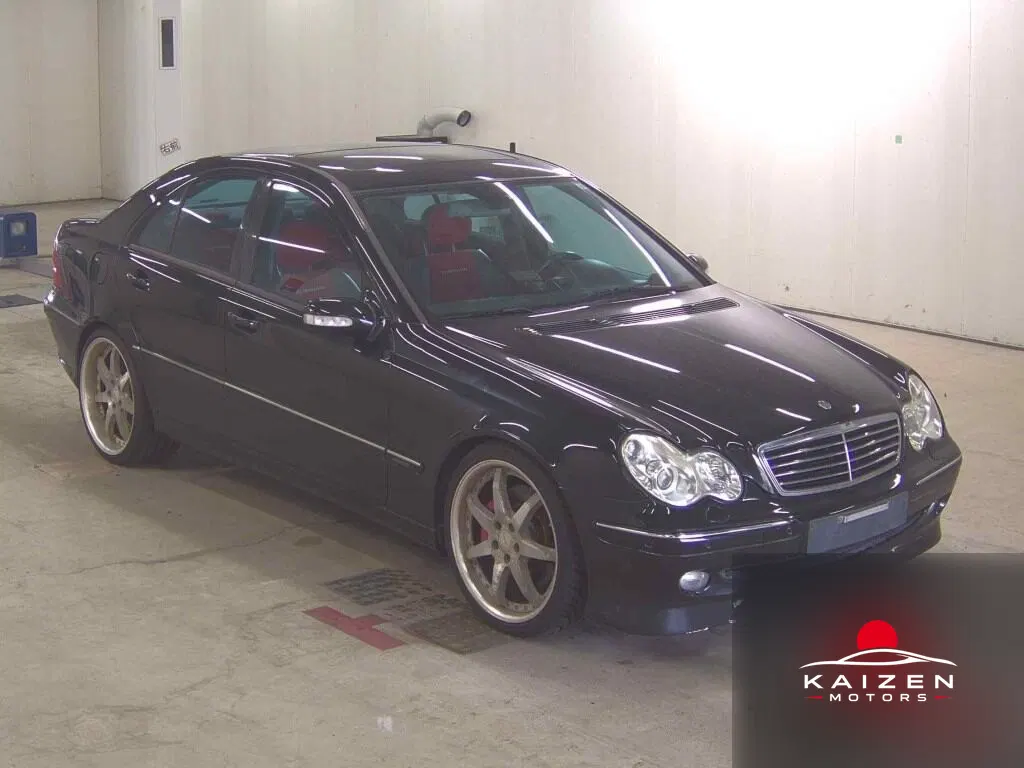 Mercedes-Benz Classe C 2004 — photo 1 sur 6