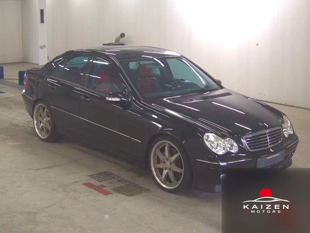 Mercedes-Benz Classe C 2004 — photo 1 sur 6