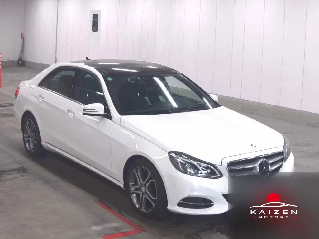Mercedes-Benz Classe E E400 Hybrid Avantgarde 2014 — photo 1 sur 6