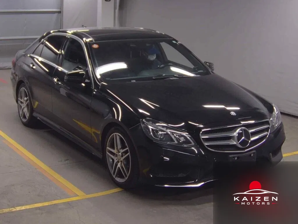 Mercedes-Benz Classe E AMG Sports · E300 4MATIC Avantgarde P 2013 — photo 1 sur 6