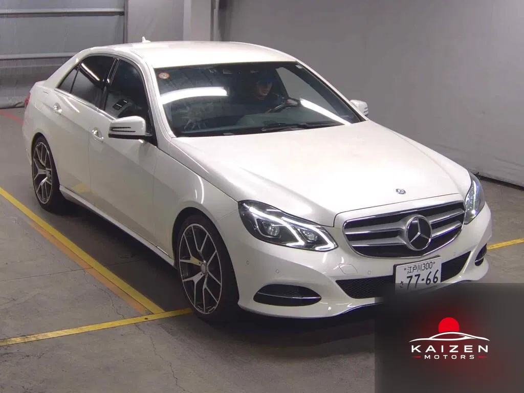 Mercedes-Benz Classe E E400 Hybrid Avantgarde 2014 — photo 1 sur 6