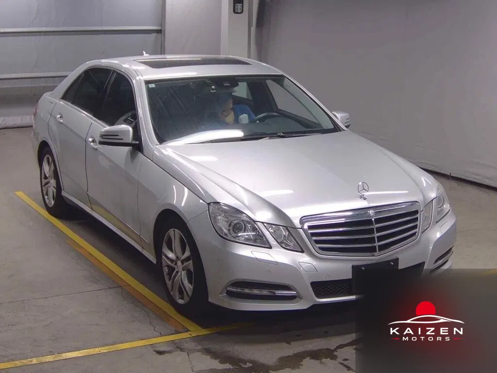 Mercedes-Benz Classe E E350 Avantgarde 2009 — photo 1 sur 6