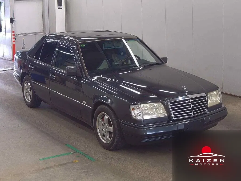 Mercedes-Benz Classe E E320 1993 — photo 1 sur 6