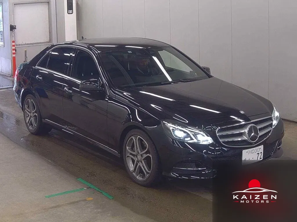 Mercedes-Benz Classe E E400 Hybrid Avantgarde 2013 — photo 1 sur 6