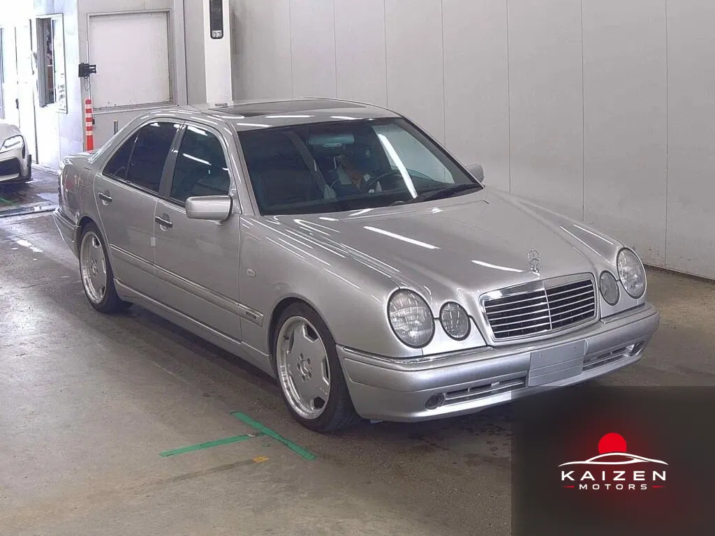 Mercedes-Benz Classe E E400 Avantgarde 1997 — photo 1 sur 6