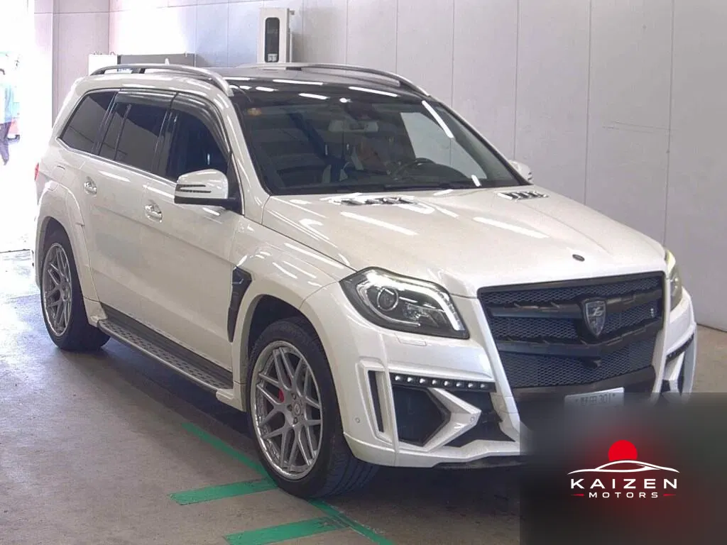 Mercedes-Benz GL AMG Exclusive · GL550 4MATIC Pack 2015 — photo 1 sur 6
