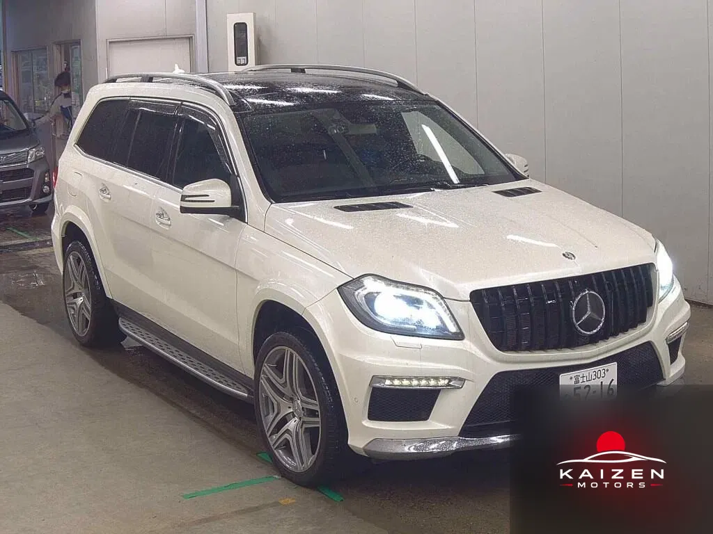 Mercedes-Benz GL AMG Exclusive · GL550 4MATIC Pack 2013 — photo 1 sur 6