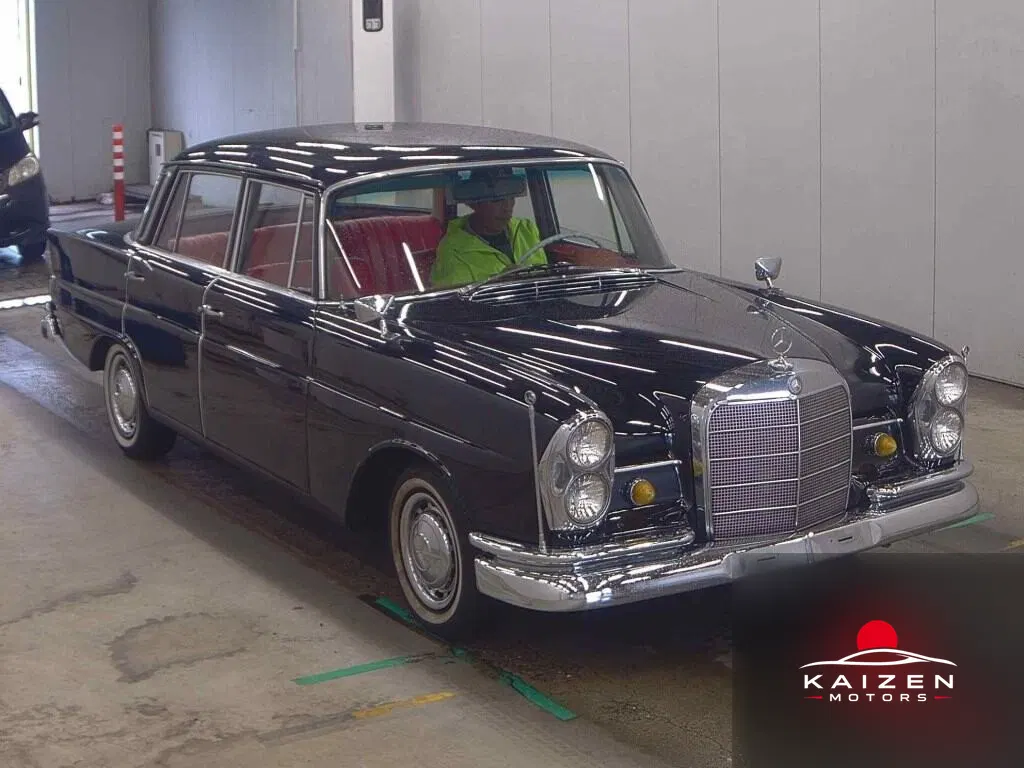 Mercedes-Benz Classe S 1965 — photo 1 sur 6