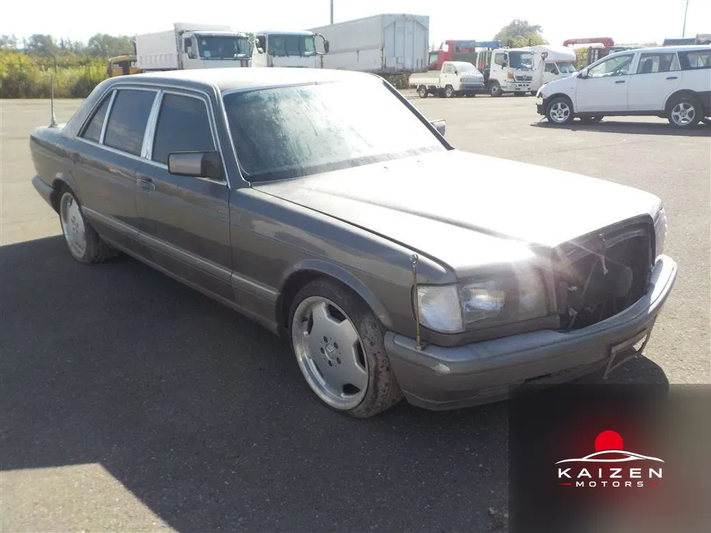 Mercedes-Benz Classe S 420SEL 1988 — photo 1 sur 6