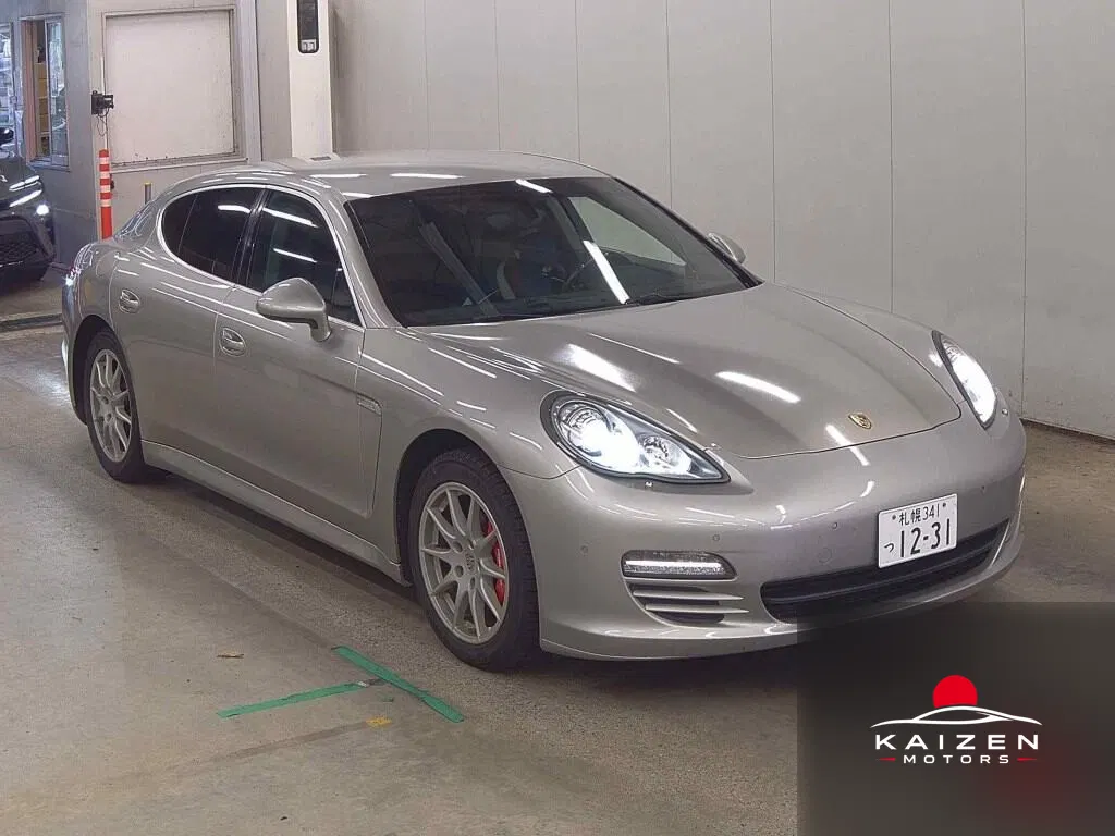 Porsche Panamera 4S 2011 — photo 1 sur 6