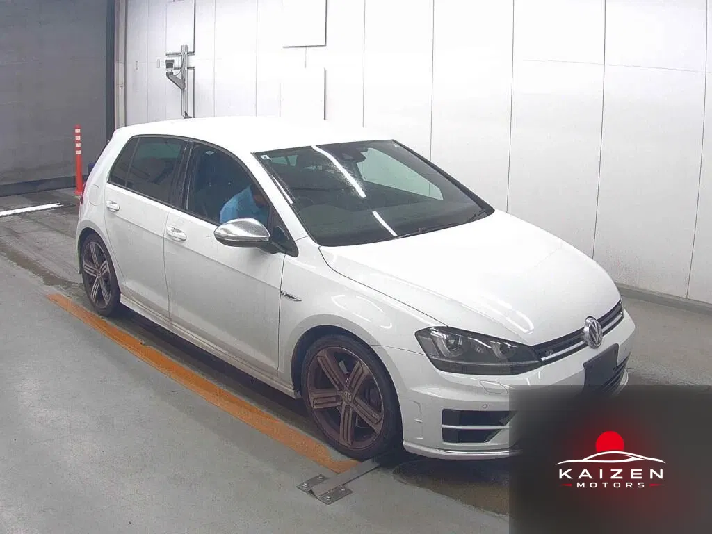 Volkswagen Golf R Base Grade 2015 importée par Kaizen Motors