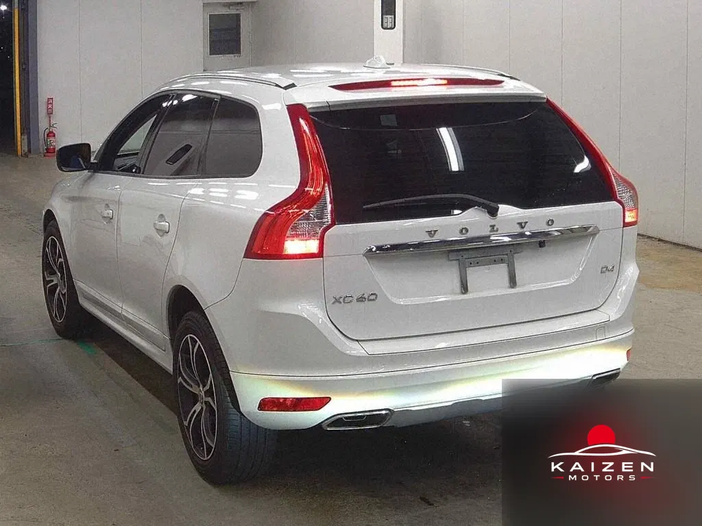 Volvo XC60 2015 — photo 1 sur 6